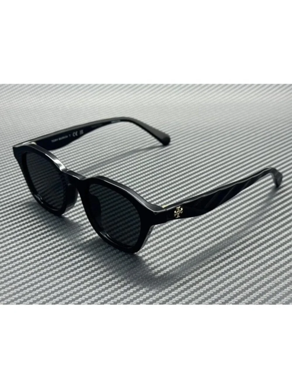 New Tory Burch Women Black Sunglasses -21-145